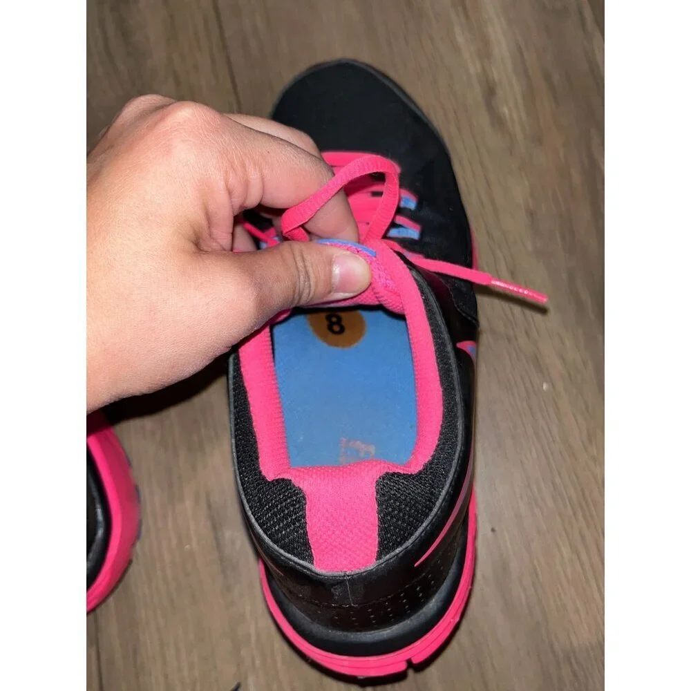 Nike Womens Black & Pink Running Shoes Size 8